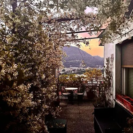 Lake And City View - Downtown * Como